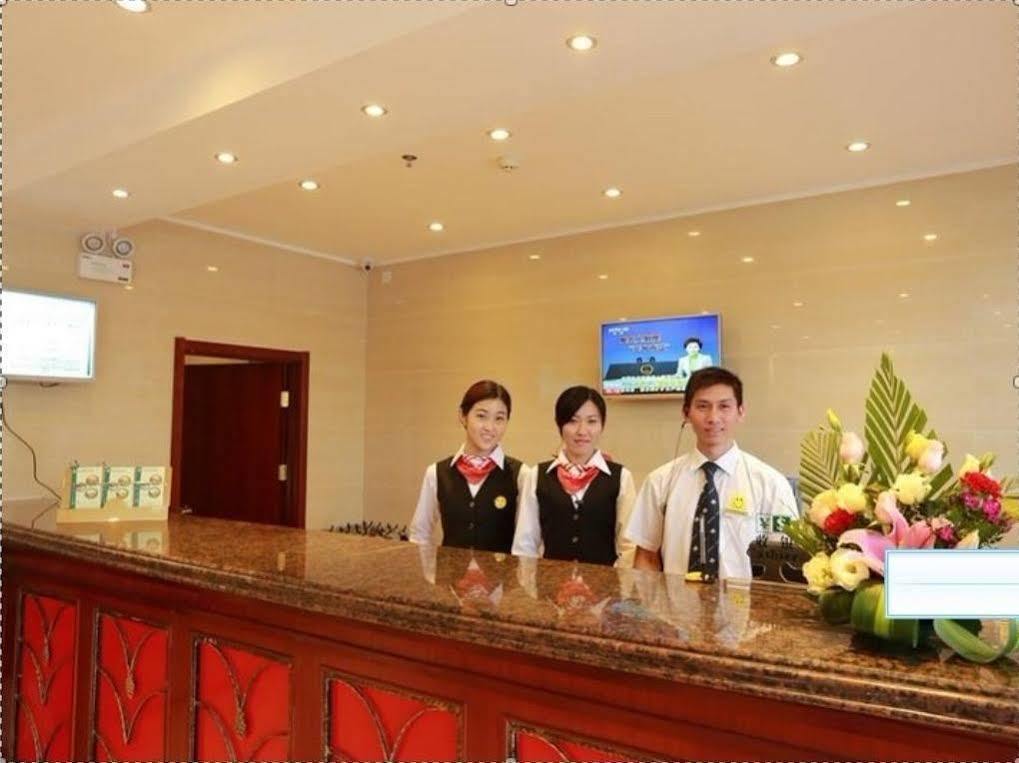 Greentree Inn Hainan Sanya Chunyuan Seafood Square Express Hotel Buitenkant foto